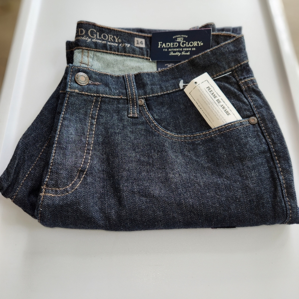 NWT Faded Glory Straight Leg Jeans Size 14 Average Blue Denim